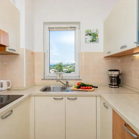 Apartment Jelena Vrbnik (Primorje-Gorski Kotar)